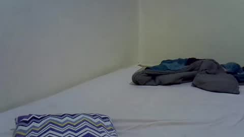 Snapshot of precious_nesh chatting on August 8, 2026, 6:15 am precious_nesh online show from August 8, 2026, 6:15 am
