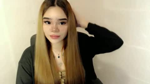 Snapshot of preciousangel69xxx chatting on April 9, 2026, 6:13 am MAXXINE online show from April 9, 2026, 6:13 am