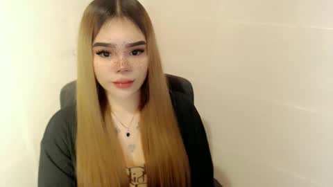 Snapshot of preciousangel69xxx chatting on April 27, 2026, 7:17 am MAXXINE online show from April 27, 2026, 7:17 am