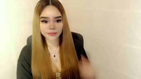 Snapshot of preciousangel69xxx chatting on April 28, 2026, 5:45 am MAXXINE online show from April 28, 2026, 5:45 am