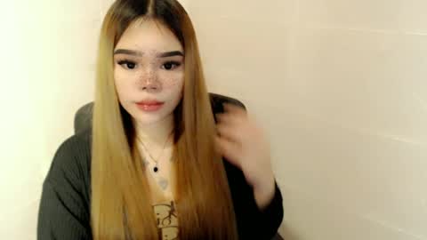 Snapshot of preciousangel69xxx chatting on May 13, 2026, 3:04 am MAXXINE online show from May 13, 2026, 3:04 am