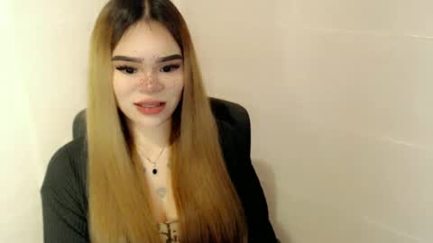 Snapshot of preciousangel69xxx chatting on May 14, 2026, 4:41 am MAXXINE online show from May 14, 2026, 4:41 am