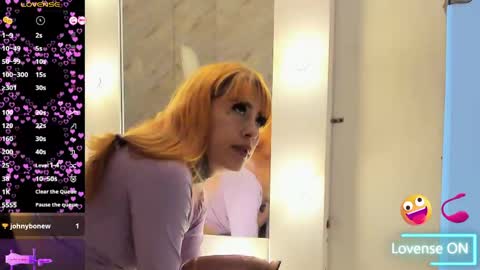 Luna online show from April 12, 2026, 12:21 pm