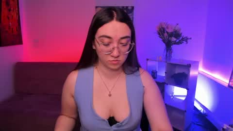 Camila  online show from June 8, 2026, 12:05 pm