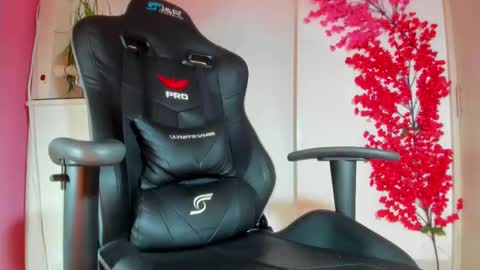 PRESSURE online show from March 23, 2026, 10:30 am