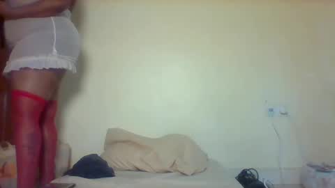 Snapshot of prettie_diva0 chatting on September 15, 2025, 12:05 pm Prettie diva online show from September 15, 2025, 12:05 pm