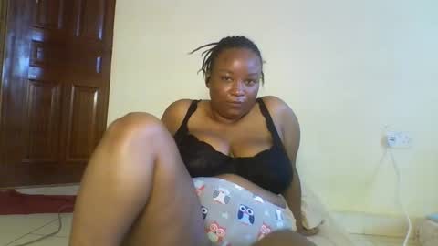 Snapshot of prettie_diva0 chatting on September 18, 2025, 12:40 pm Prettie diva online show from September 18, 2025, 12:40 pm