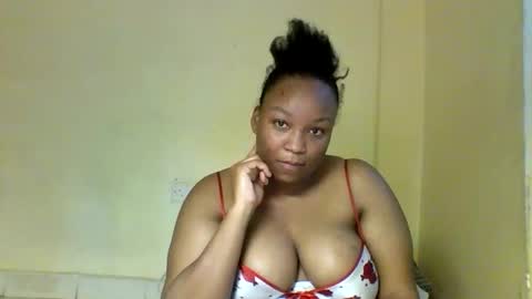 Snapshot of prettie_diva0 chatting on October 11, 2025, 4:12 am Prettie diva online show from October 11, 2025, 4:12 am