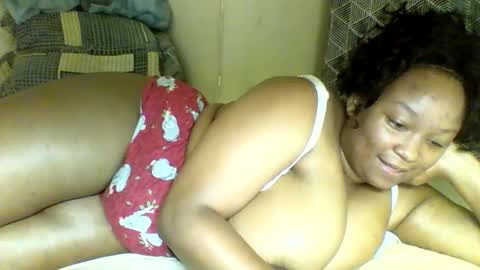 Snapshot of prettie_diva0 chatting on October 28, 2025, 4:42 pm Prettie diva online show from October 28, 2025, 4:42 pm