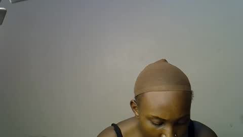 prettiekelly online show from March 9, 2025, 4:55 pm