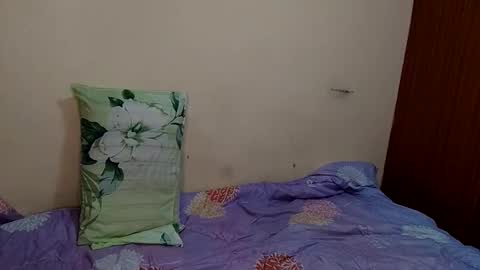 Caramel online show from September 12, 2025, 10:21 pm