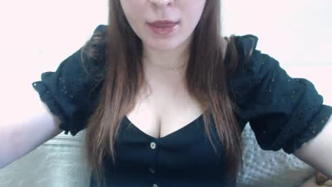 pretty777 online show from July 25, 2026, 9:40 am