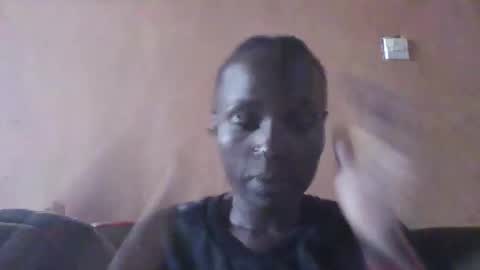 pretty_betty_ online show from February 8, 2025, 9:24 am