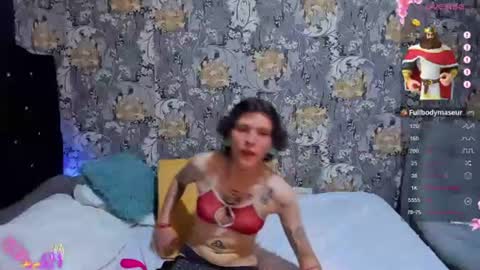pretty_cristal22 online show from July 11, 2026, 1:30 am