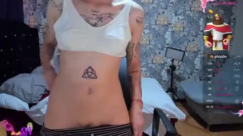 pretty_cristal22 online show from August 5, 2026, 12:24 am