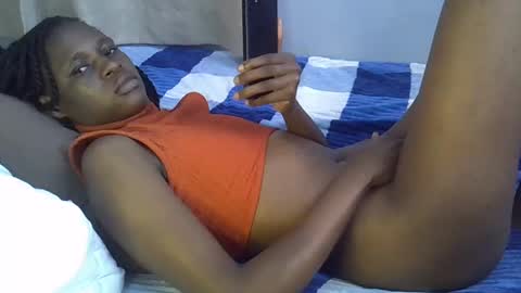 pretty_daniella online show from January 11, 2025, 11:45 am