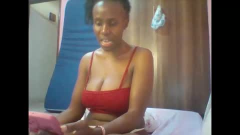 Snapshot of pretty_darya chatting on January 12, 2025, 11:50 am pretty_darya online show from January 12, 2025, 11:50 am