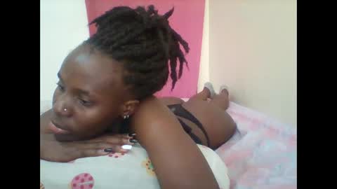 Snapshot of pretty_darya chatting on January 17, 2025, 8:02 am pretty_darya online show from January 17, 2025, 8:02 am