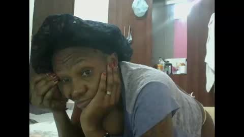 Snapshot of pretty_darya chatting on October 21, 2025, 2:45 am pretty_darya online show from October 21, 2025, 2:45 am