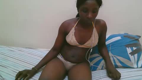 pretty online show from February 1, 2026, 7:23 pm