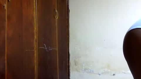 pretty_ebby online show from March 12, 2026, 12:00 pm