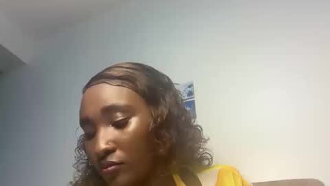 independent model online show from September 14, 2025, 7:13 pm