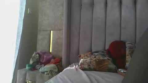 Snapshot of pretty_fel chatting on October 13, 2025, 12:27 pm pretty_fel online show from October 13, 2025, 12:27 pm