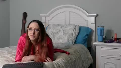 pretty_girl0415 online show from January 11, 2025, 1:16 am