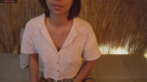 pretty_goddess online show from June 10, 2026, 8:19 pm