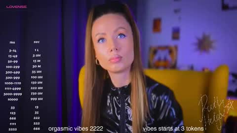 pretty_helga online show from September 17, 2025, 9:22 am