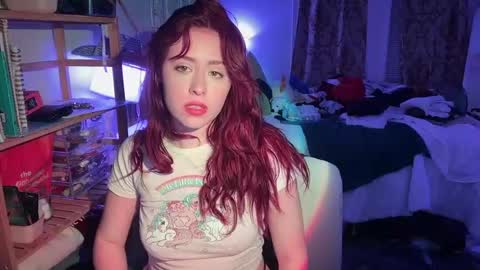 Sophie  online show from February 12, 2025, 3:51 am