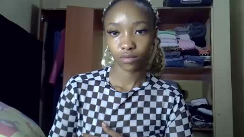 Jaz online show from February 22, 2026, 2:13 am