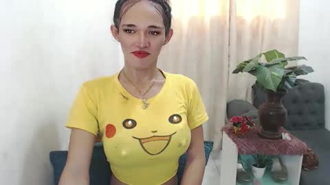 pretty_lady_kitty online show from February 25, 2026, 8:02 am