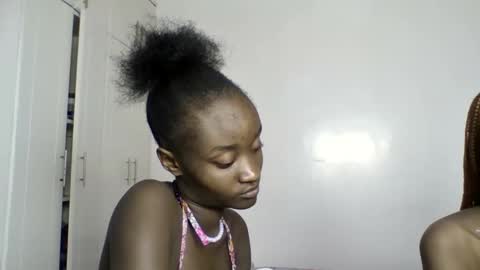 pretty luv1 online show from January 9, 2026, 8:10 pm