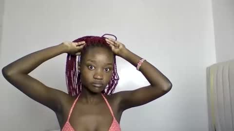 pretty luv1 online show from March 14, 2026, 9:37 am