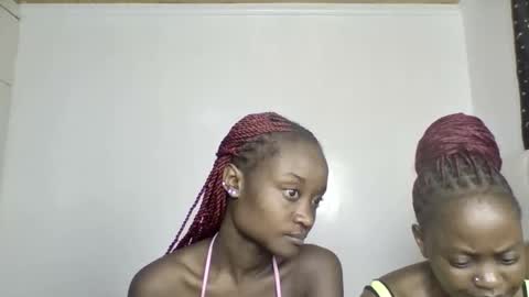 pretty luv1 online show from March 21, 2026, 10:02 pm