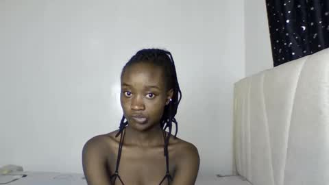 Snapshot of pretty_luv1 chatting on May 12, 2026, 11:07 am pretty luv1 online show from May 12, 2026, 11:07 am
