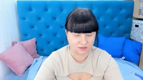 Snapshot of pretty_malika chatting on October 21, 2025, 2:01 am pretty_malika online show from October 21, 2025, 2:01 am