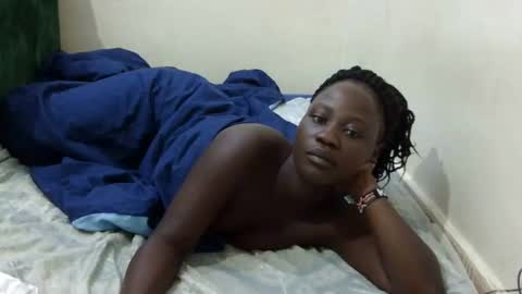 pretty_mellanin1 online show from December 2, 2024, 2:42 am