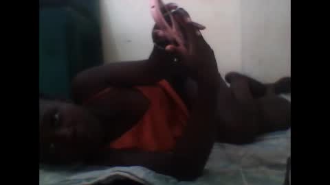 pretty_mellanin1 online show from December 3, 2024, 6:15 am