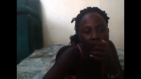 pretty_mellanin1 online show from December 3, 2024, 9:44 am