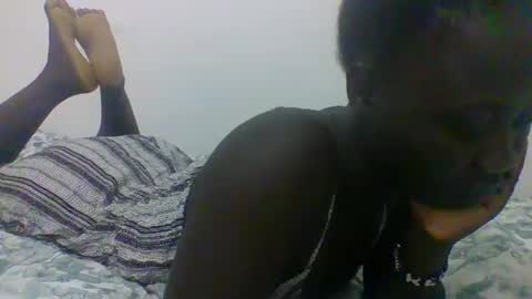 pretty_mellanin1 online show from December 16, 2024, 3:32 pm