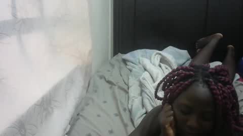 pretty_mellanin1 online show from January 5, 2025, 4:04 am
