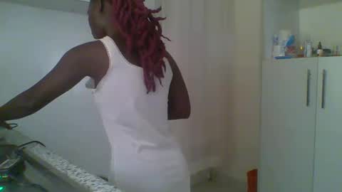 pretty_mellanin1 online show from January 8, 2025, 6:52 am