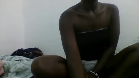 pretty_mellanin1 online show from January 16, 2025, 6:35 am