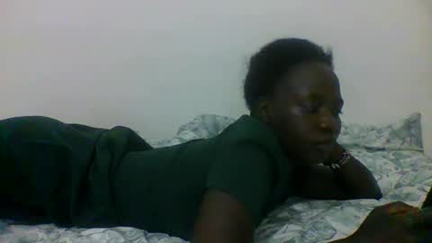 pretty_mellanin1 online show from January 21, 2025, 4:48 pm