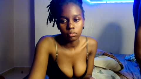 Snapshot of pretty_nyra chatting on June 14, 2026, 2:24 am Nyra online show from June 14, 2026, 2:24 am