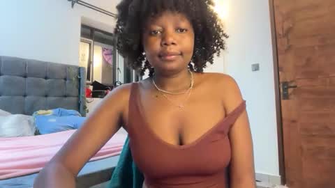 Pretty peaches online show from May 17, 2026, 9:55 pm