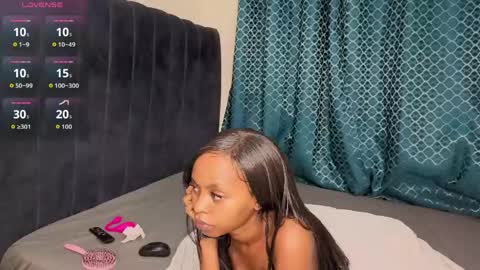 Snapshot of pretty_peshy chatting on May 19, 2026, 7:09 pm pretty_peshy online show from May 19, 2026, 7:09 pm