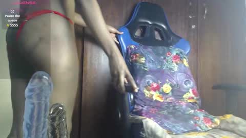 Snapshot of pretty_petite10 chatting on September 22, 2025, 7:38 pm pretty_petite10 online show from September 22, 2025, 7:38 pm